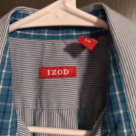 Izod LADIES BLUE AND WHITE PIN STRIPE BUTTON DOWN BLOUSE. SIZE SMALL - Picture 3 of 7